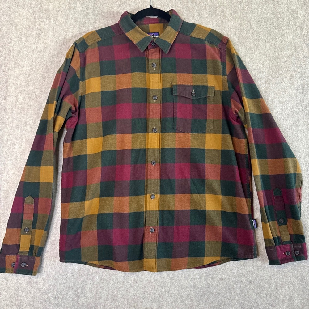 Patagonia Mens Fjord Flannel Organic Cotton Plaid Button Down Shirt STY54020 M